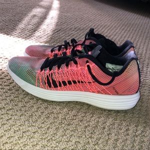 Nike Lunaracer 3 Women’s Sneaker